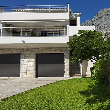 Dalma Podgora (Split-Dalmatia)